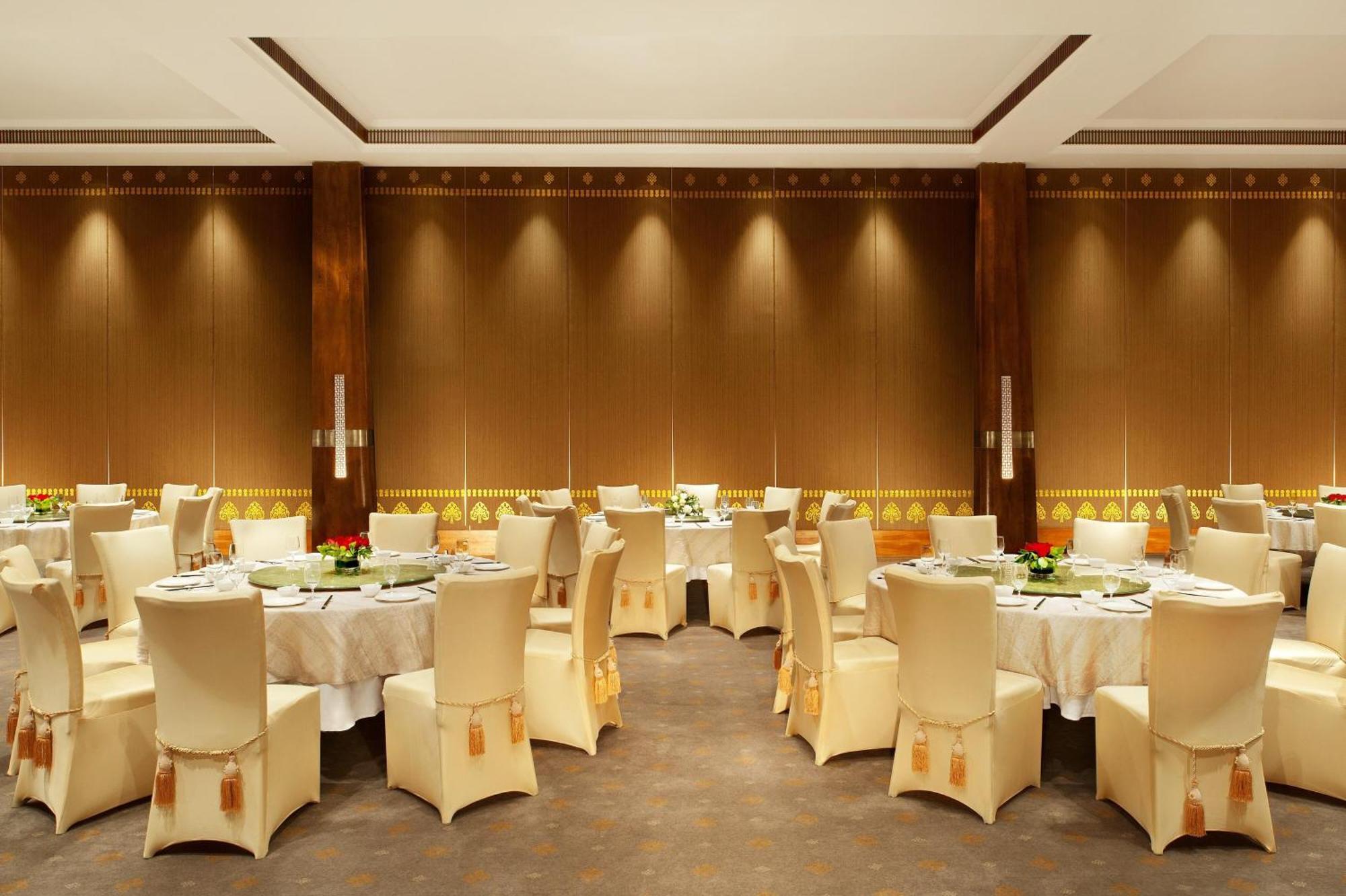 The St. Regis Lhasa Resort Exterior photo