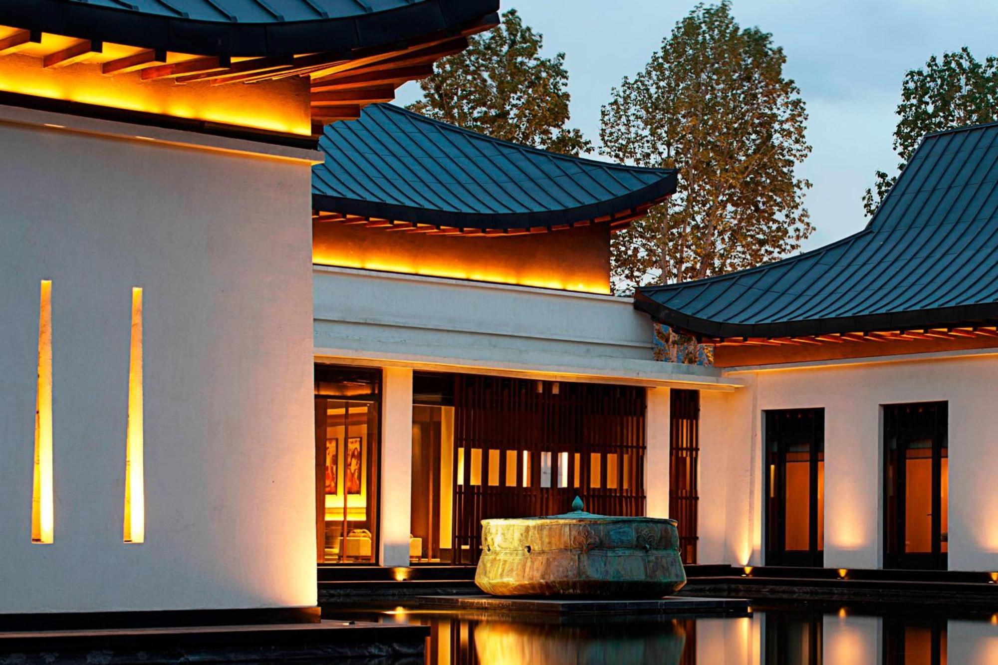 The St. Regis Lhasa Resort Exterior photo