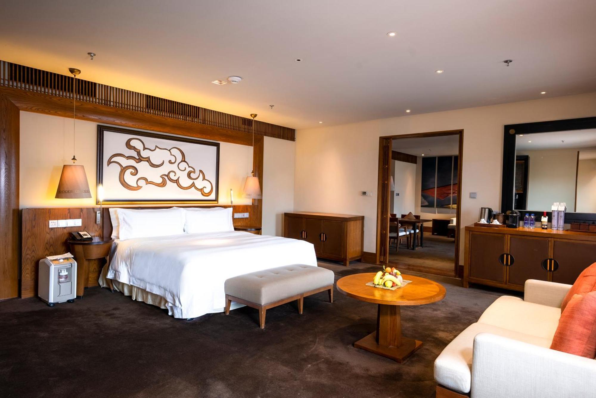 The St. Regis Lhasa Resort Exterior photo