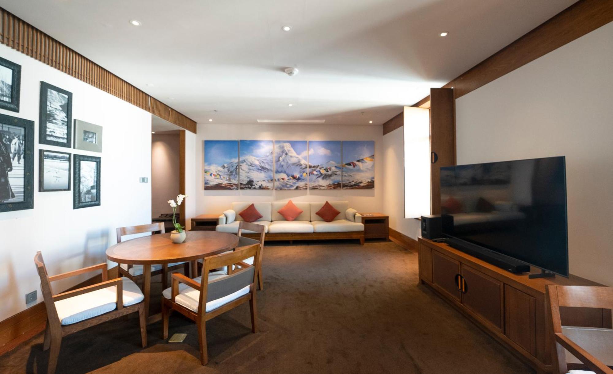 The St. Regis Lhasa Resort Exterior photo