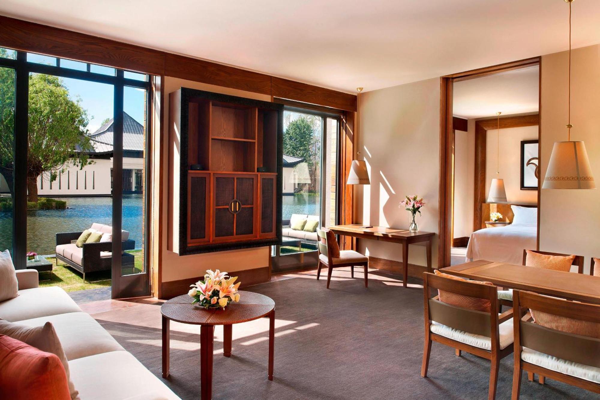 The St. Regis Lhasa Resort Exterior photo